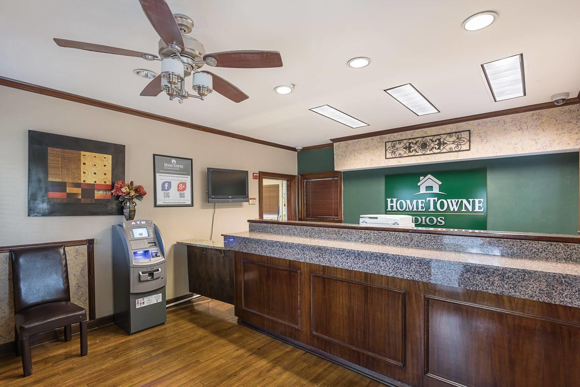 Hometowne Studios By Red Roof Orlando - Casselberry Exterior foto