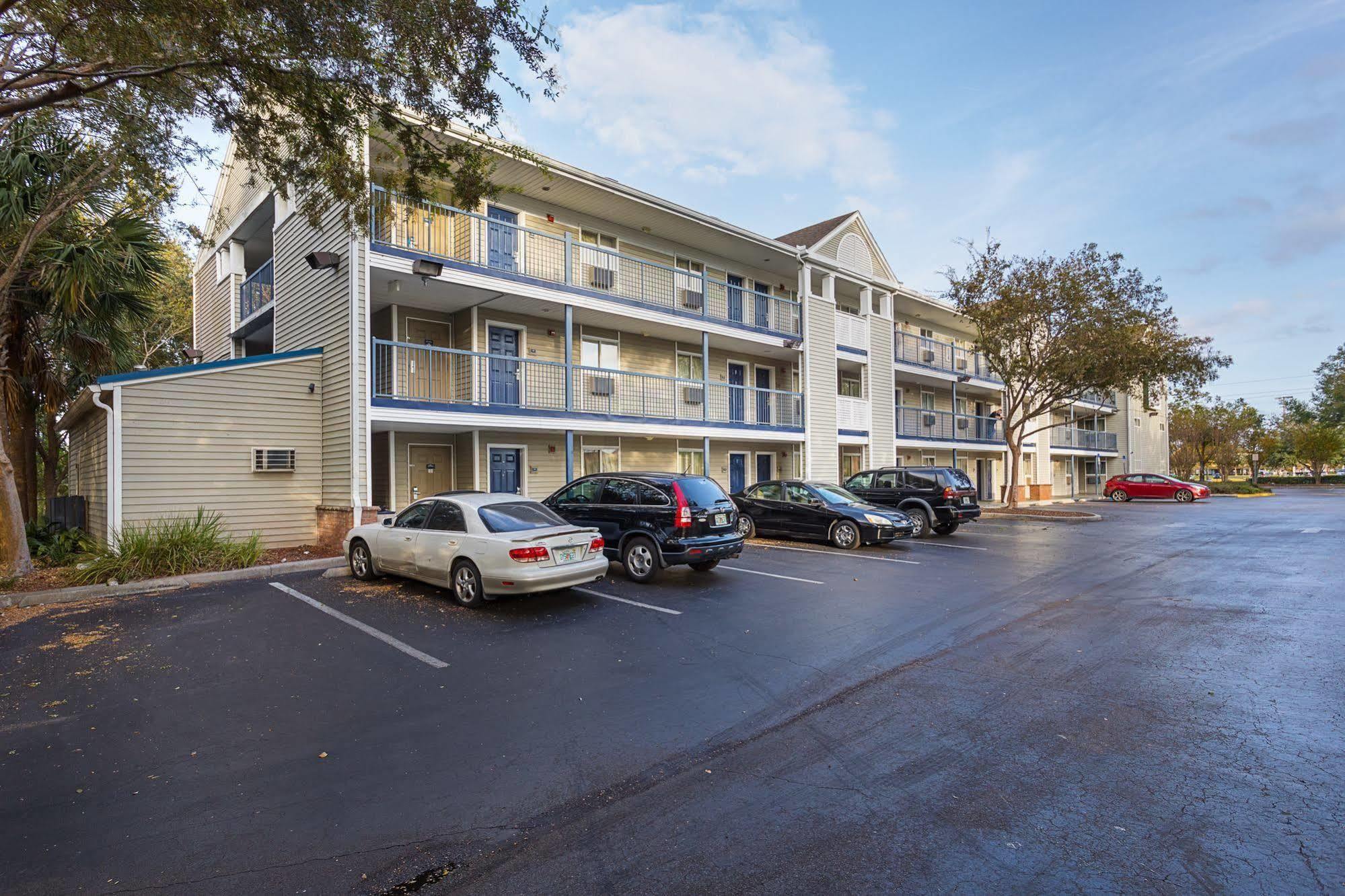 Hometowne Studios By Red Roof Orlando - Casselberry Exterior foto